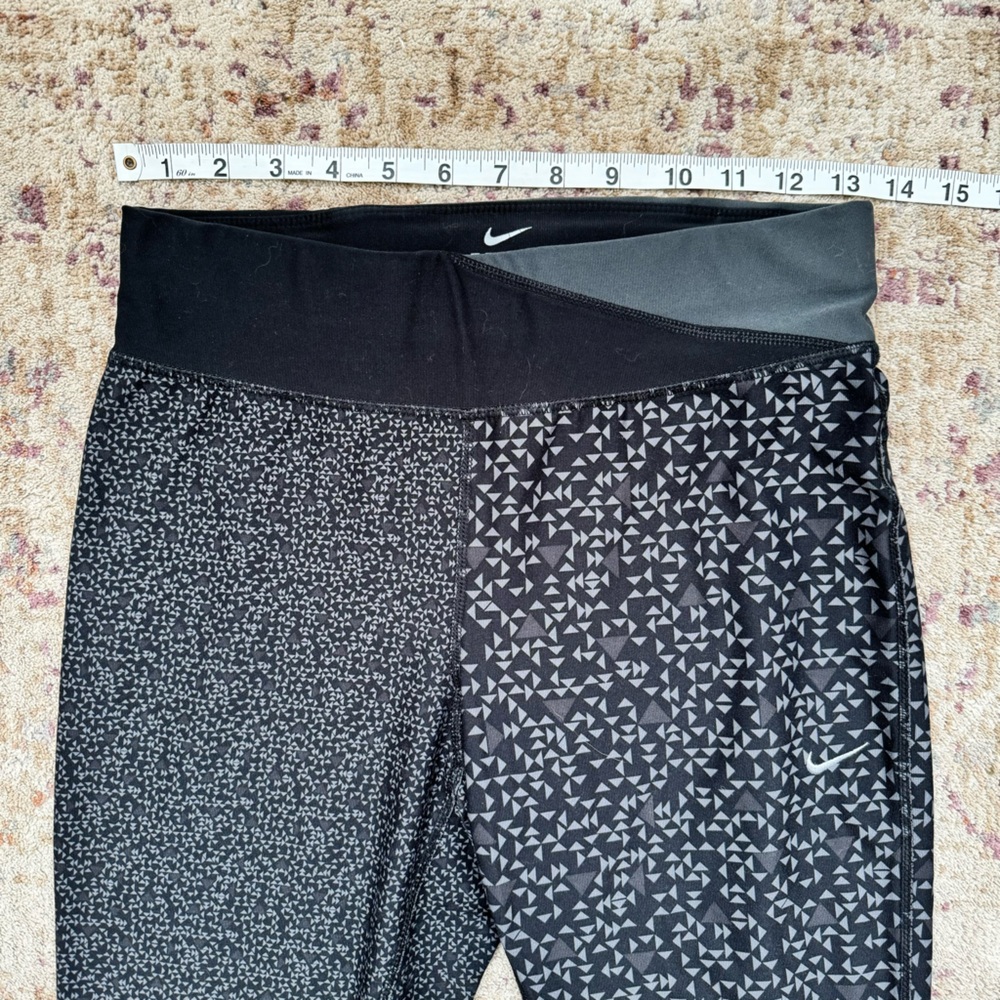 Nike cropped leggings - Picture 9 of 12